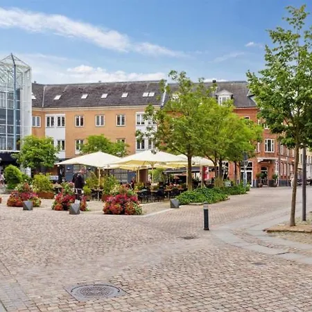 Perfekt Beliggenhed I Centrum Lejlighed *